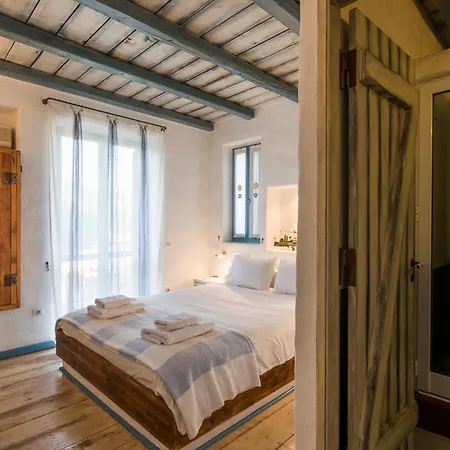 Private Beachfront With Pool Villa Pigadhia (Argolis)